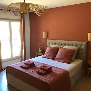 le-mas-justin.fr-provencehotel.com/