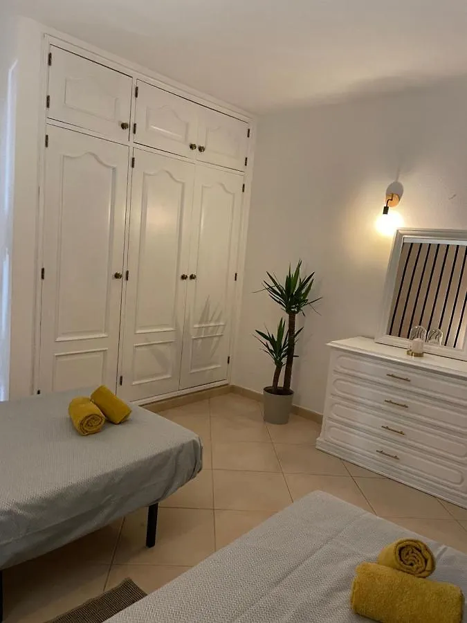 Travellers Guesthouse Lagos 0*,