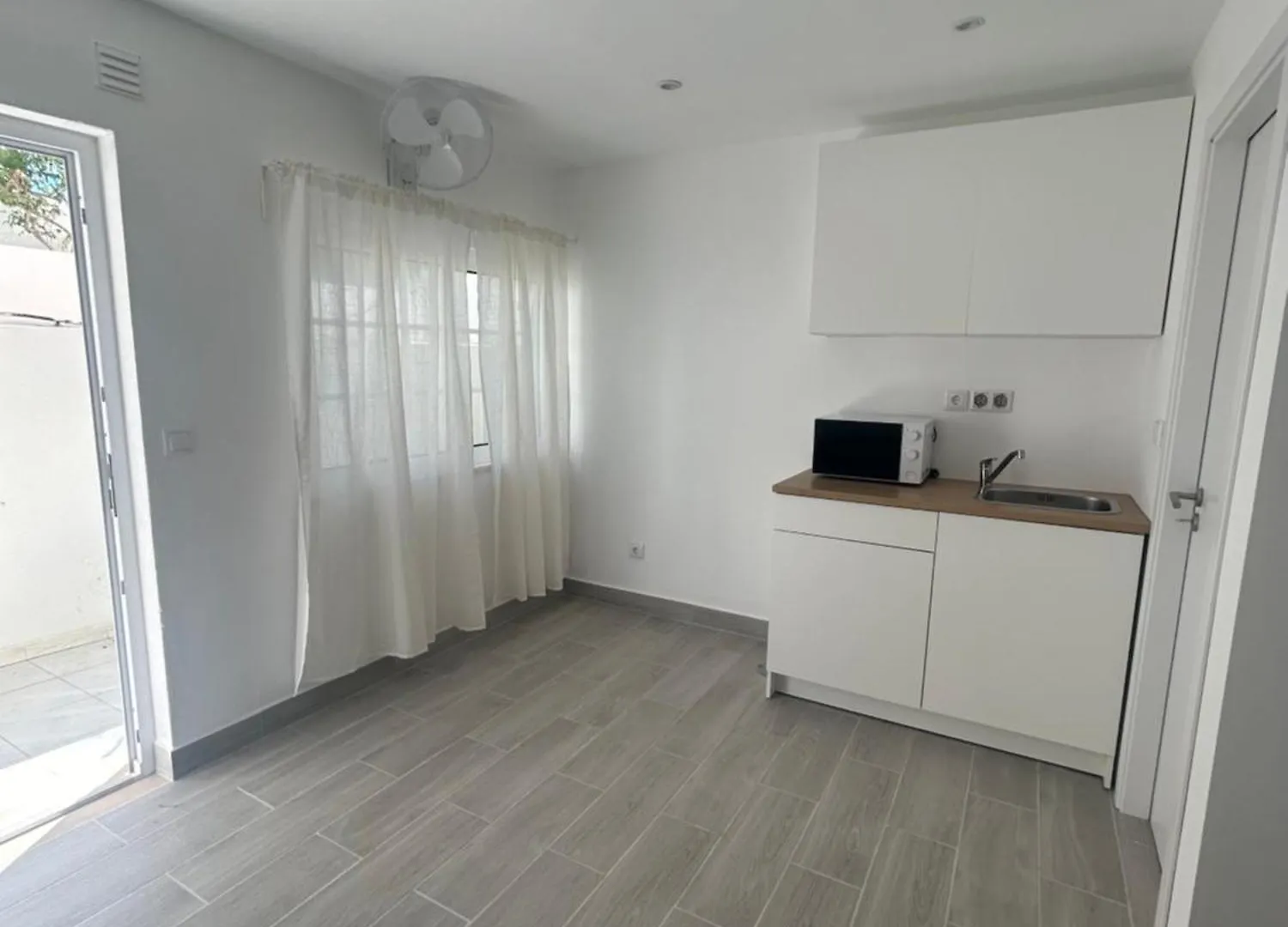 Travellers Guesthouse Lagos Guest house